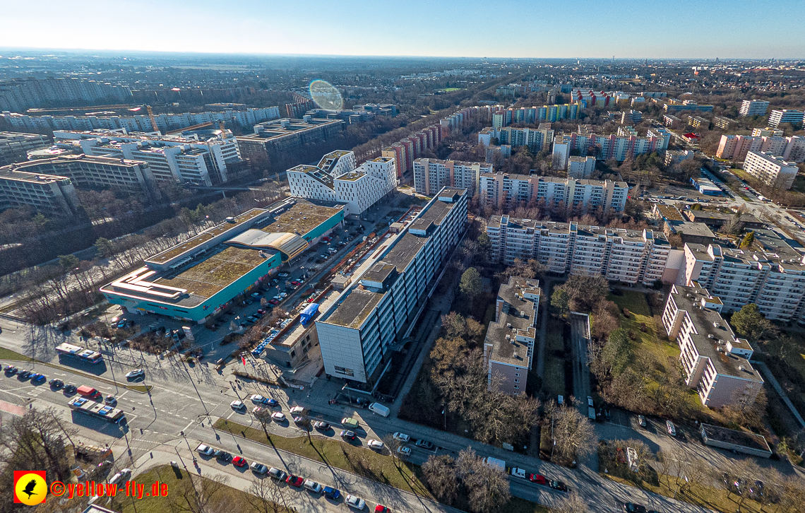 07.02.2023 - Luftbilder vom Plettzentrum in Neuperlache